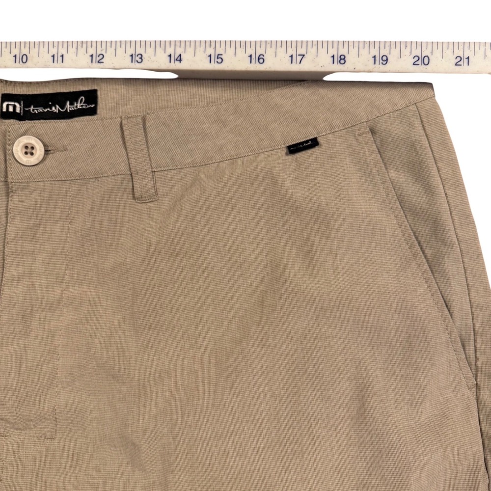 TravisMathew Mens Golf Shorts Tan Khaki Performance Stretch Size 40 - Picture 4 of 10